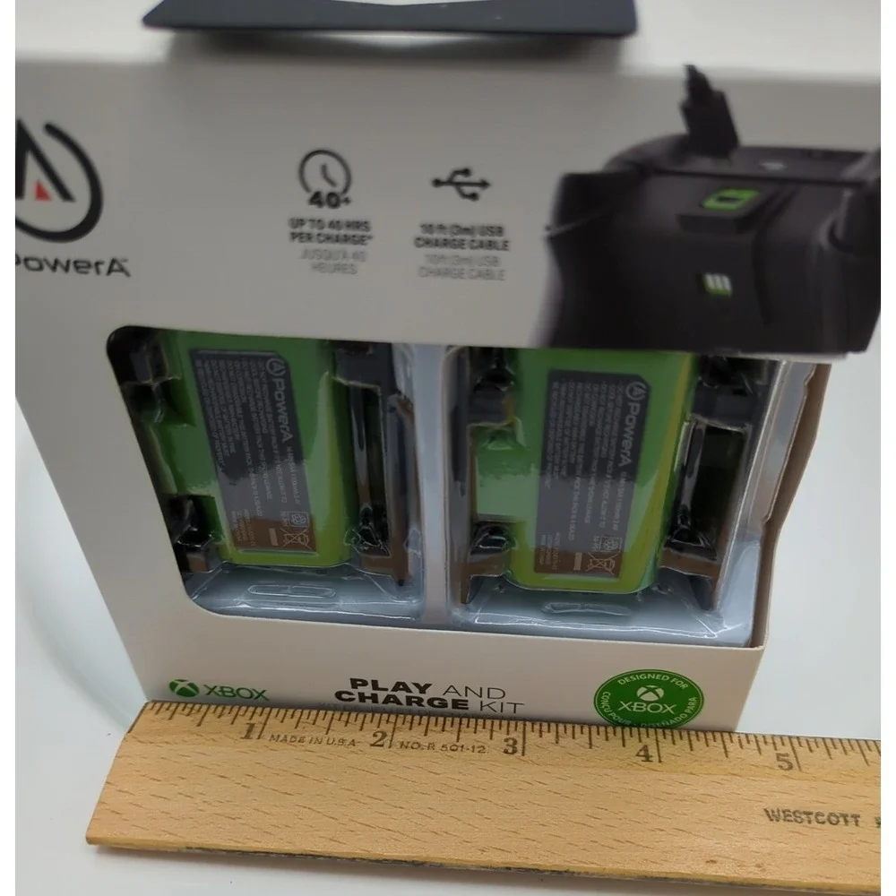 PowerA Play and Charge Battery Kit for Xbox Series X|S *New* *FACTORY SEALED*‎